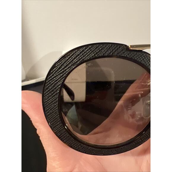 Prada Round Sunglasses Black Oversized Italy Designer SPR15S Read main image 5